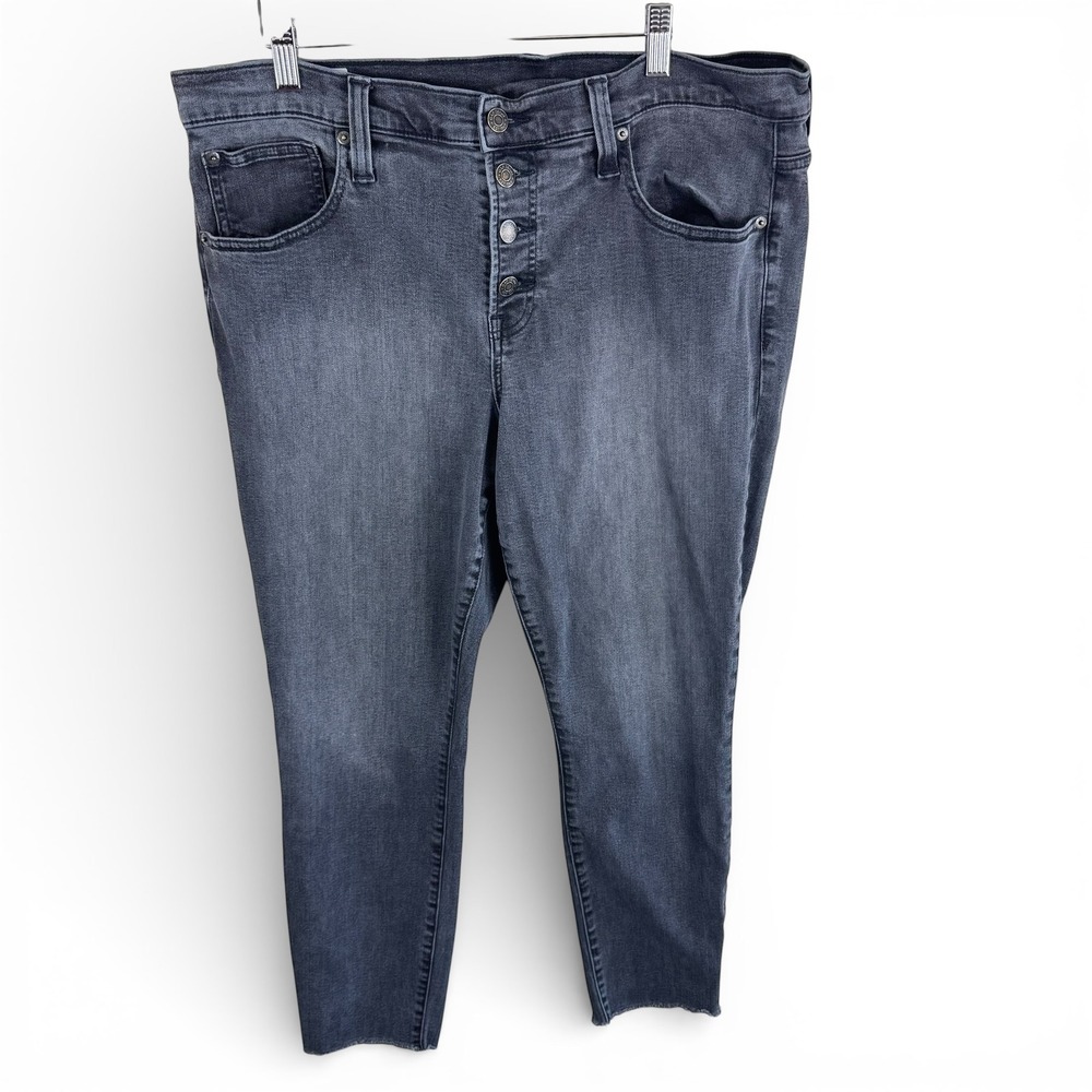 Gap True Skinny High Rise Raw Hem Cropped Jeans Faded Black Button Fly 34‎ 18R
